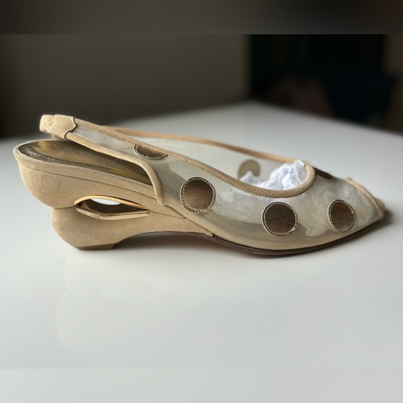 RAMON TENZA Gold Polka Dot Mesh Unique Heel Size 8.5 Y2K - Picture 6 of 12